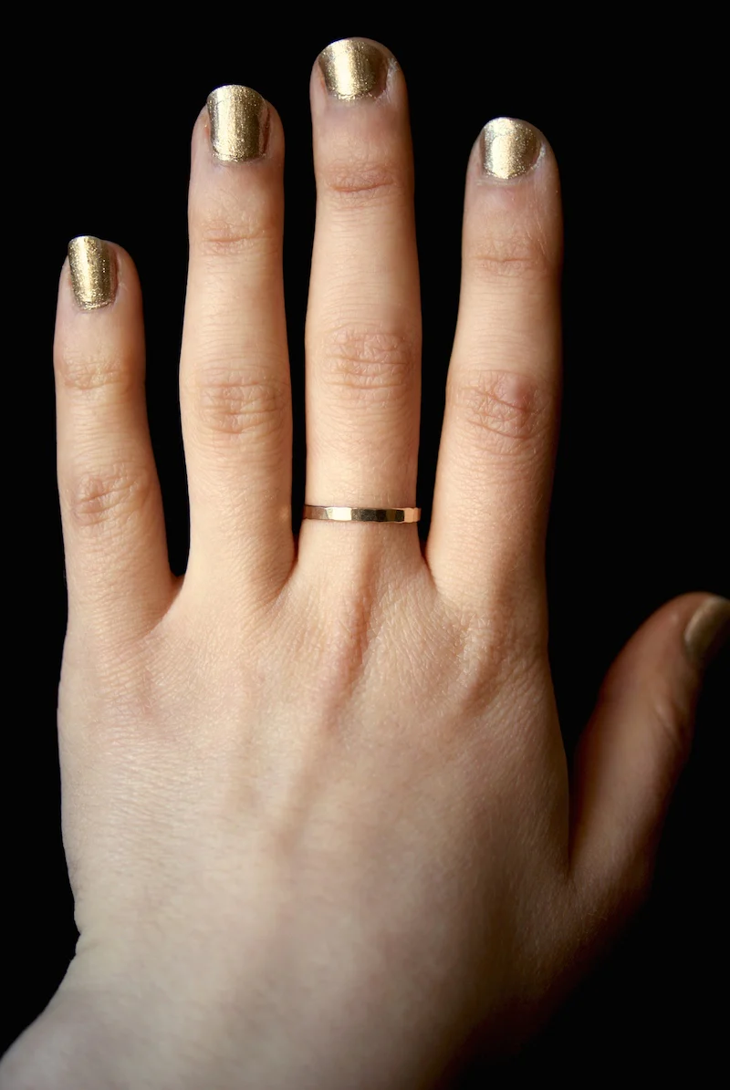 EXTRA THICK HAMMERED RING - Image 6