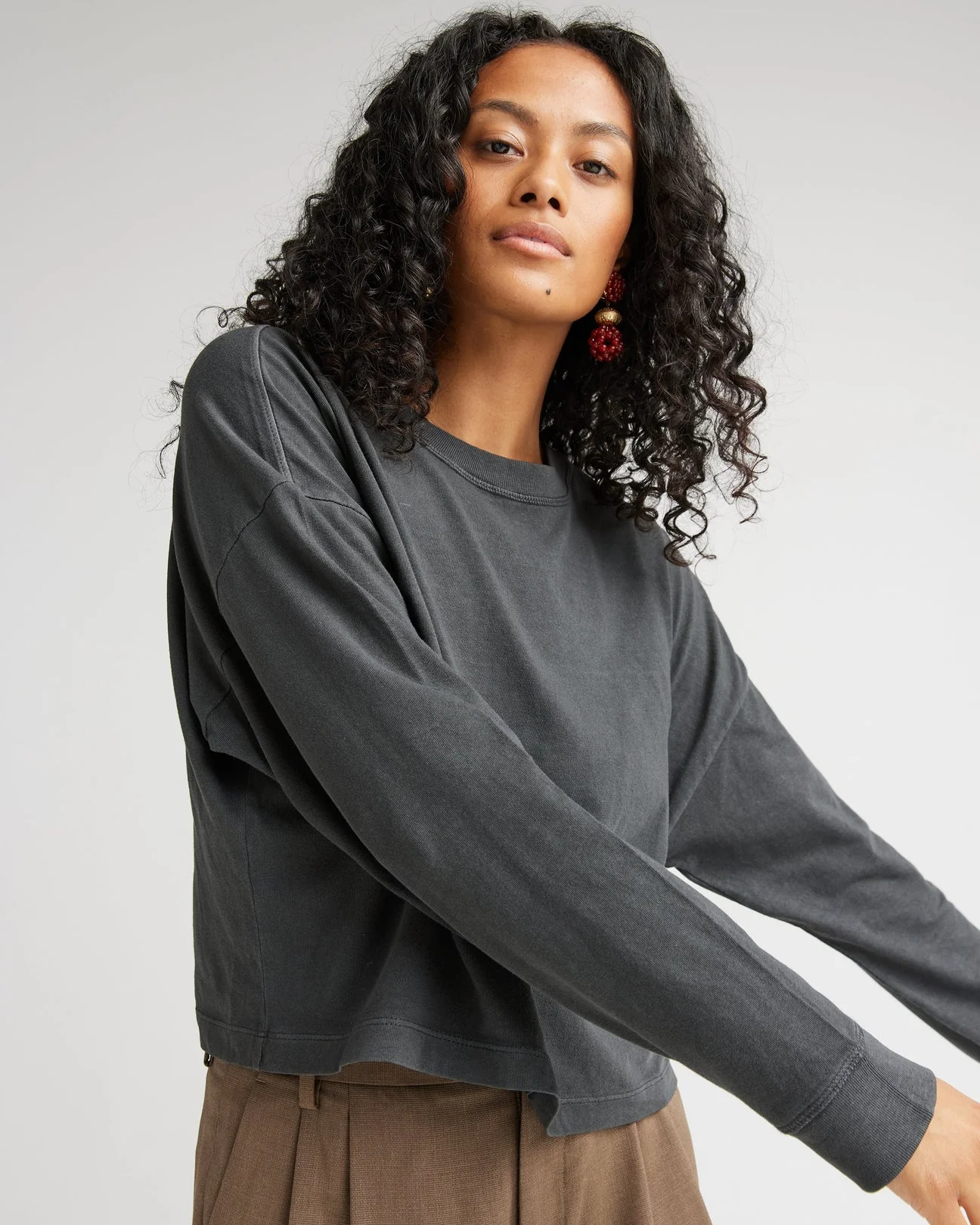 RELAXED CROP LONG SLEEVE TEE - Image 6